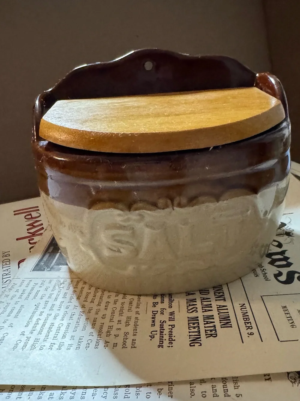 Stoneware Wall Pocket Jar with Wooden Lid - Brown & Cream